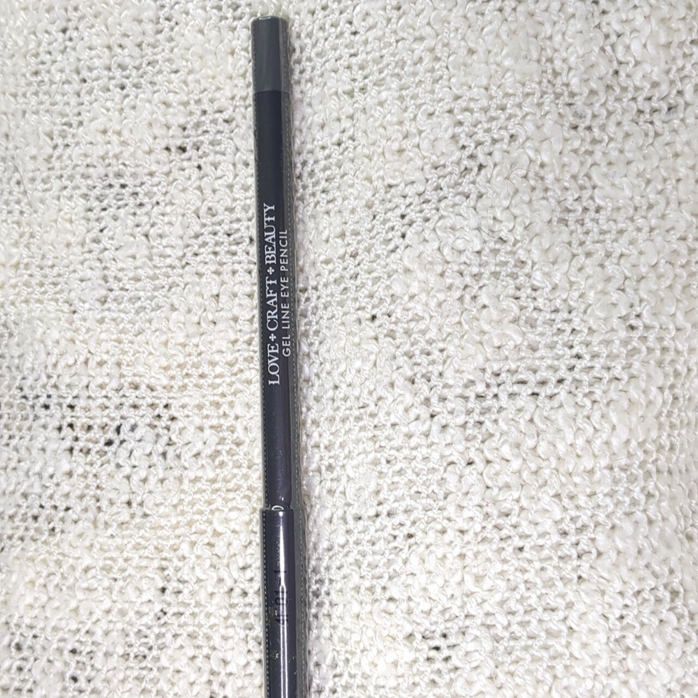 LOVE•CRAFT•BEAUTY Gel Line Eye Pencil in Searchlight, 1.21g/0.042oz - Picture 1 of 9